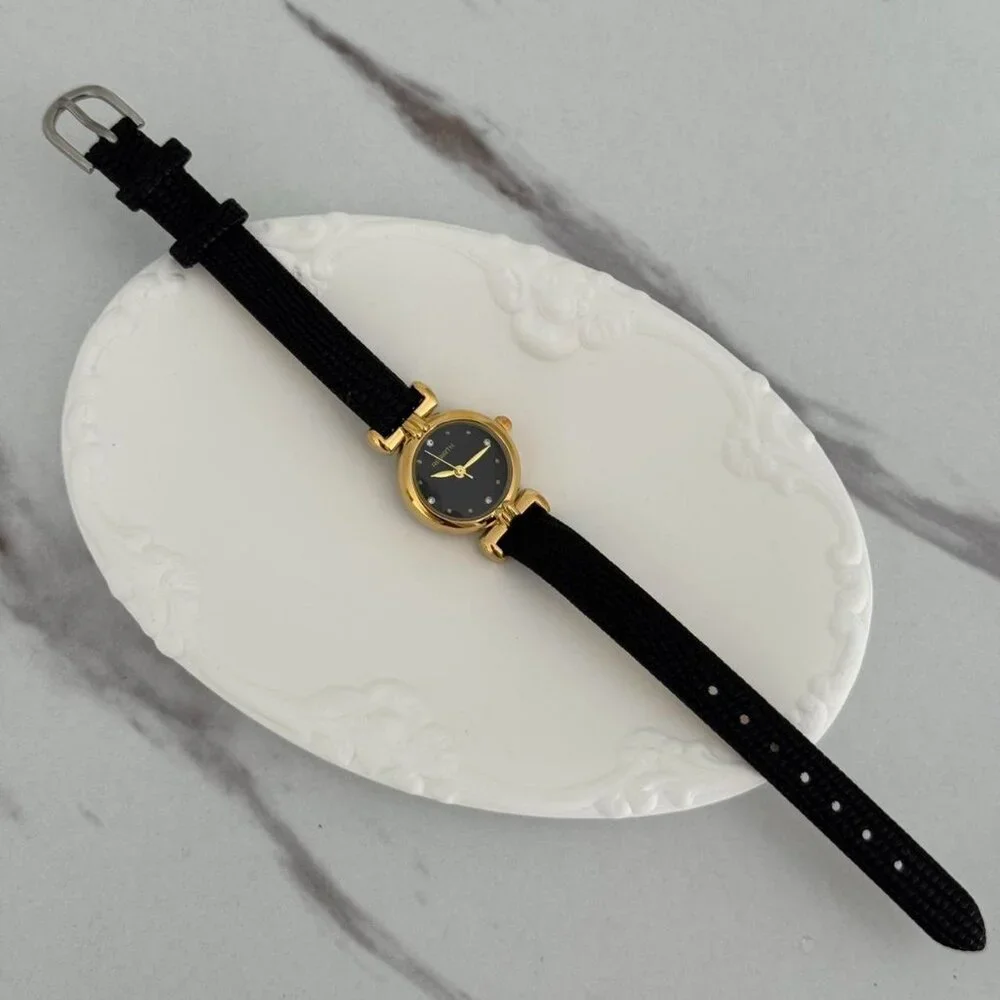 SKU:0130 vintage vibe retro gold black watch black leather strap + in a gift bag
